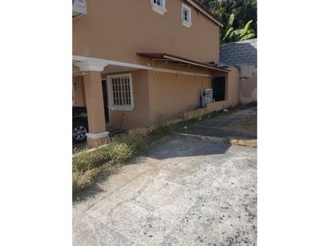 VENTA CASA DUPLEX PEDREGAL
