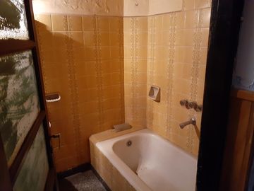 CHALET 3 AMBIENTES A REFACCIONAR