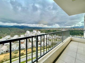 Departamento en Venta en Alto Manquehue 3194, Los Pinos