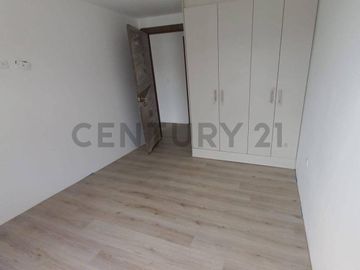 CASA DE VENTA POR ESTRENAR TUMBACO