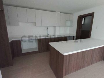 CASA DE VENTA POR ESTRENAR TUMBACO