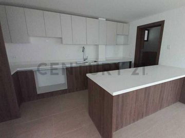 CASA DE VENTA POR ESTRENAR TUMBACO