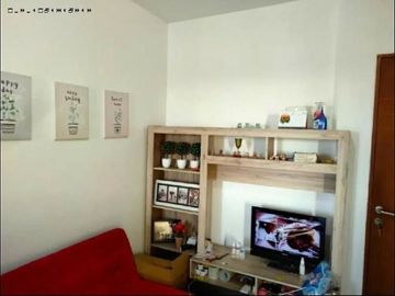 Apt. East Coast tower Amethys Lt. 5 View jembatan suramadu, Furnish