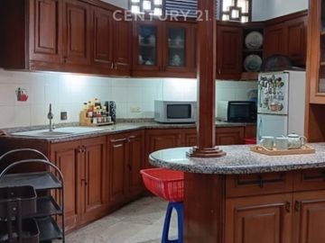 Dijual Townhouse Asri Exclusive Private Pool Di Kebayoran Lama