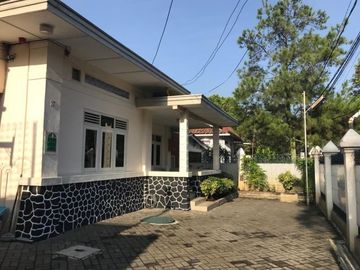 dijual rumah klasik pusat kota murah kartini Bandung