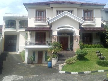 Di Jual Cepat Rumah Lux Dlm Komplek Elite Dago Jln Tubagus Ismail Kota Bandung