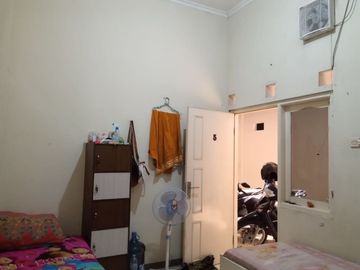Di jual rumah kost ketintang timur dekat kampus UNESA, surabaya