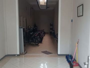 Di jual rumah kost ketintang timur dekat kampus UNESA, surabaya