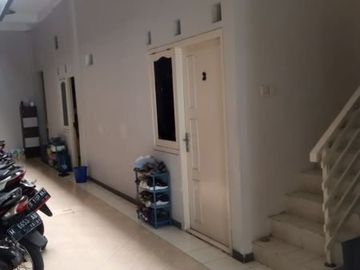 Di jual rumah kost ketintang timur dekat kampus UNESA, surabaya