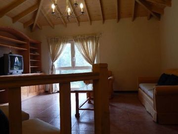 CHALET EN CARILO CALLE PINZON, ENTRE PARAISO Y SEQUOIA. CHALET EN VENTA