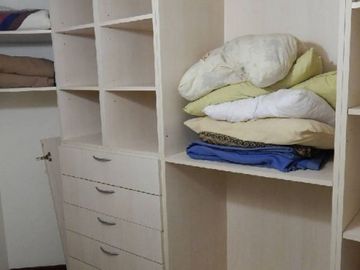 CHALET EN CARILO CALLE PINZON, ENTRE PARAISO Y SEQUOIA. CHALET EN VENTA