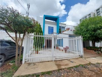 VENTA DE CASA DE DOS NIVELES EN LA CASTELLANA DE MONTERIA