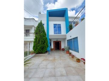 VENTA DE CASA DE DOS NIVELES EN LA CASTELLANA DE MONTERIA