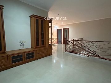 Rumah Besar 2 Lantai Hadap Utara Di Bintaro Ut 16454