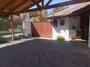 Casa en Venta en Helsby / Nicanor Plaza / Padre Hurtado
