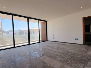 Casa en VENTA cochera 3 autos, alberca FRACC playas del conchal