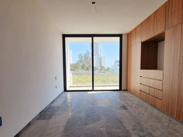 Casa en VENTA cochera 3 autos, alberca FRACC playas del conchal