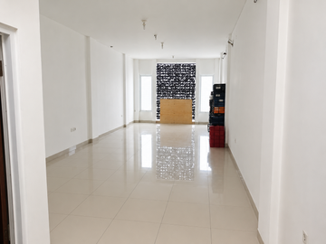 Ruko SHM 3 lantai siap huni di Jagakarsa, Jakarta Selatan