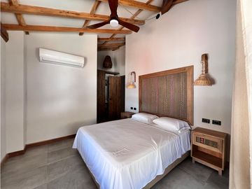 VENDO CASA DE PLAYA EN SANTA MARTA- MENDIHUACA- PROJECTO FRENTE AL MAR