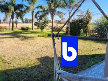 Excelente casa en El Nacional  Ubicada  Lindero a la cancha de Golf primer barrio consolidado y cercano. Los Escritores