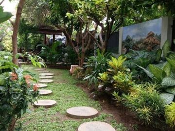 Di jual rumah mewah pakuwon city cluster villa riviera ,surabaya timur