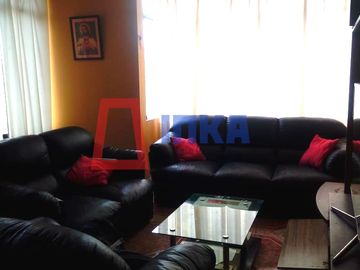 DEPARTAMENTO EN SAN BORJA EN BUENA UBICACION