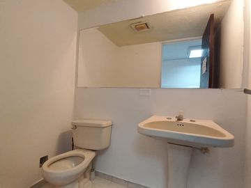 oficina en arriendo en versalles. Cod A9191215