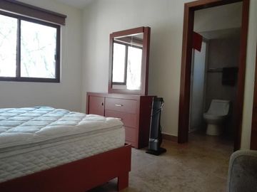 Rustica casa en Reserva de los Encinos