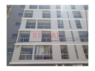 🌆 **VENTA DE MODERNO DEPARTAMENTO FLAT EN CHICLAYO** 🌆

¡Vive en la comodidad y modernidad que siempre soñaste! Tenemos disponible un espectacular d