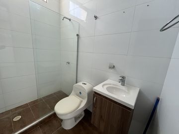 casa en venta en costa azul. Cod V103801