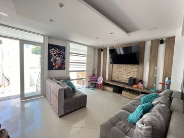 casa en venta en costa azul. Cod V103801