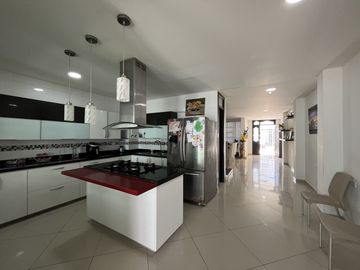 casa en venta en costa azul. Cod V103801