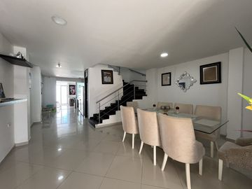 casa en venta en costa azul. Cod V103801