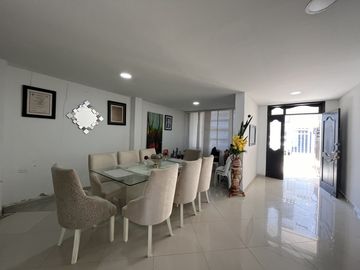casa en venta en costa azul. Cod V103801