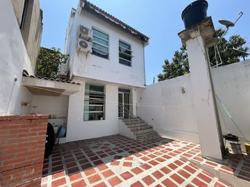 casa en venta en costa azul. Cod V103801
