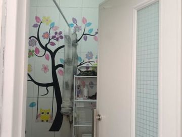 Tinaag Rumah Cantik Dalam Perumahan Kota Cibinong