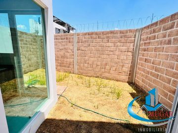 CASAS EN VENTA EN LA CARCAÑA MUY CERCA DE LA VIA