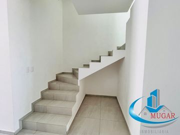 CASAS EN VENTA EN LA CARCAÑA MUY CERCA DE LA VIA