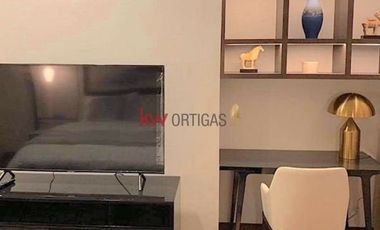 Ultra-Luxury 3BR Condo for Sale in Horizon Homes at Shangri-La at The Fort