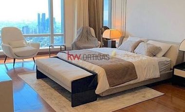 Ultra-Luxury 3BR Condo for Sale in Horizon Homes at Shangri-La at The Fort