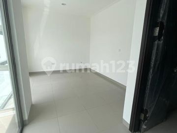 Disewakan Rumah Pik2