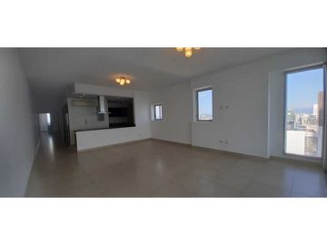 APARTAMENTO EN AVENIDA BALBOA PH RIVAGE PISO ALTO