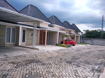Rumah murah di sekitarnya, 3 menit ke Kampus Unika BSB Mijen