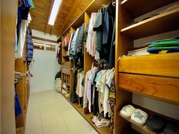 Casa Campestre con Quebrada Independiente Llanogrande