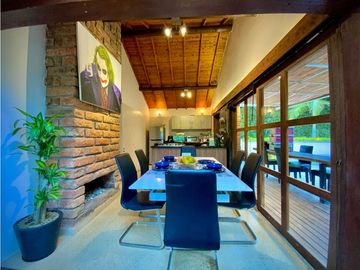 Casa Campestre con Quebrada Independiente Llanogrande