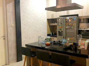 Rumah Cantik di Pondok Indah - Pinang Kuningan Jakarta Selatan