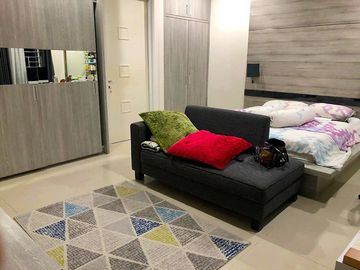 Rumah Cantik di Pondok Indah - Pinang Kuningan Jakarta Selatan