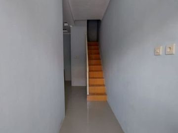 Rumah baru 2 lantai di Perumahan Gunung Anyar Mas
