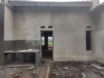 RUMAH CANTIK MURAH DI SECANG MAGELANG, ADA SIAP HUNI UNIT TERBATAS