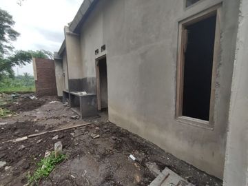 RUMAH CANTIK MURAH DI SECANG MAGELANG, ADA SIAP HUNI UNIT TERBATAS